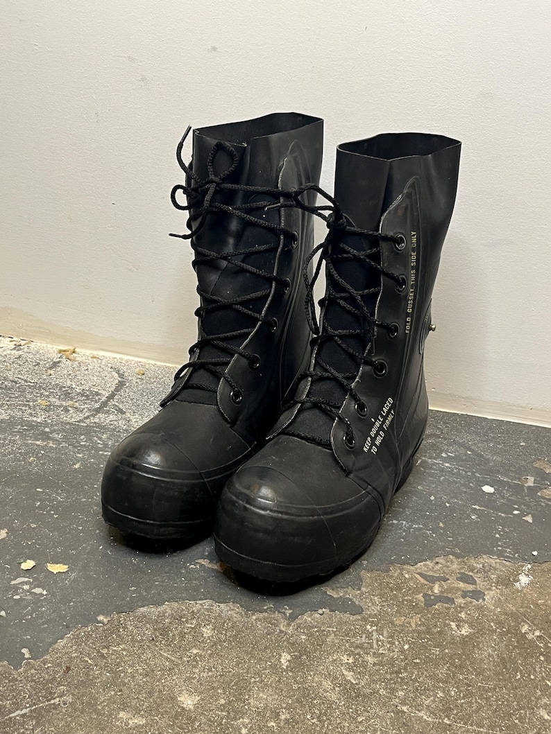 Vintage 1980s Us Military Mickey Mouse Boots. Extreme Cold Weather Arctic Boot by Bata. Sizes 6 XN image 6