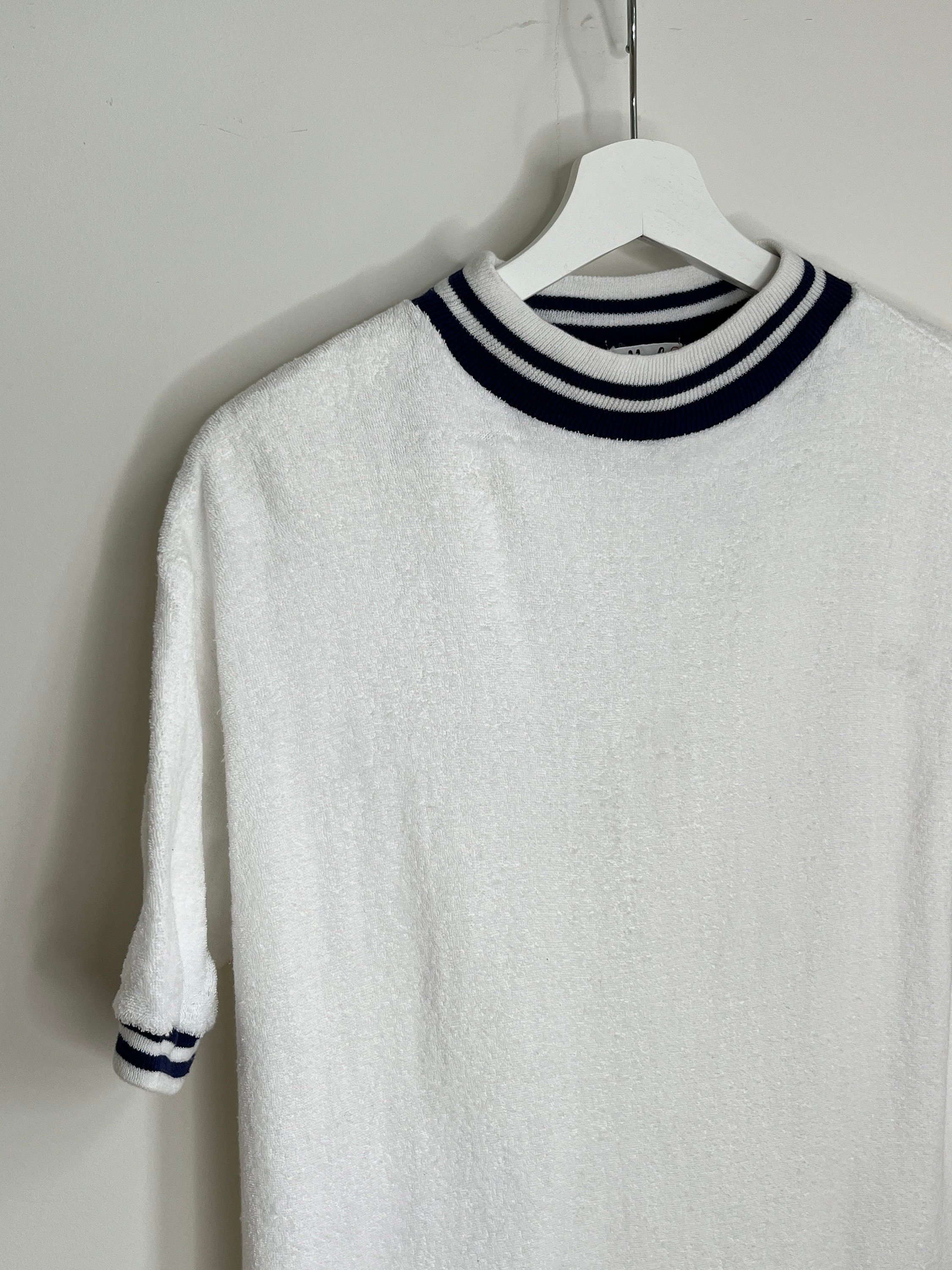 1970s Vintage Terry Cloth Jersey tshirt with wide rib crew neck collar and sleeves. Crisp white and blue. Sz M