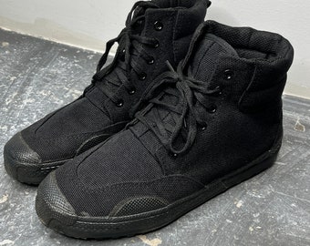 Deadstock Black Hightop Plimsol lace-ups Sz 10.5