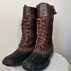 1940s/50s Canadian military leather duck bill boots. In excellent condition for age. Broad arrow stamp on sole. Sz 8 mens.