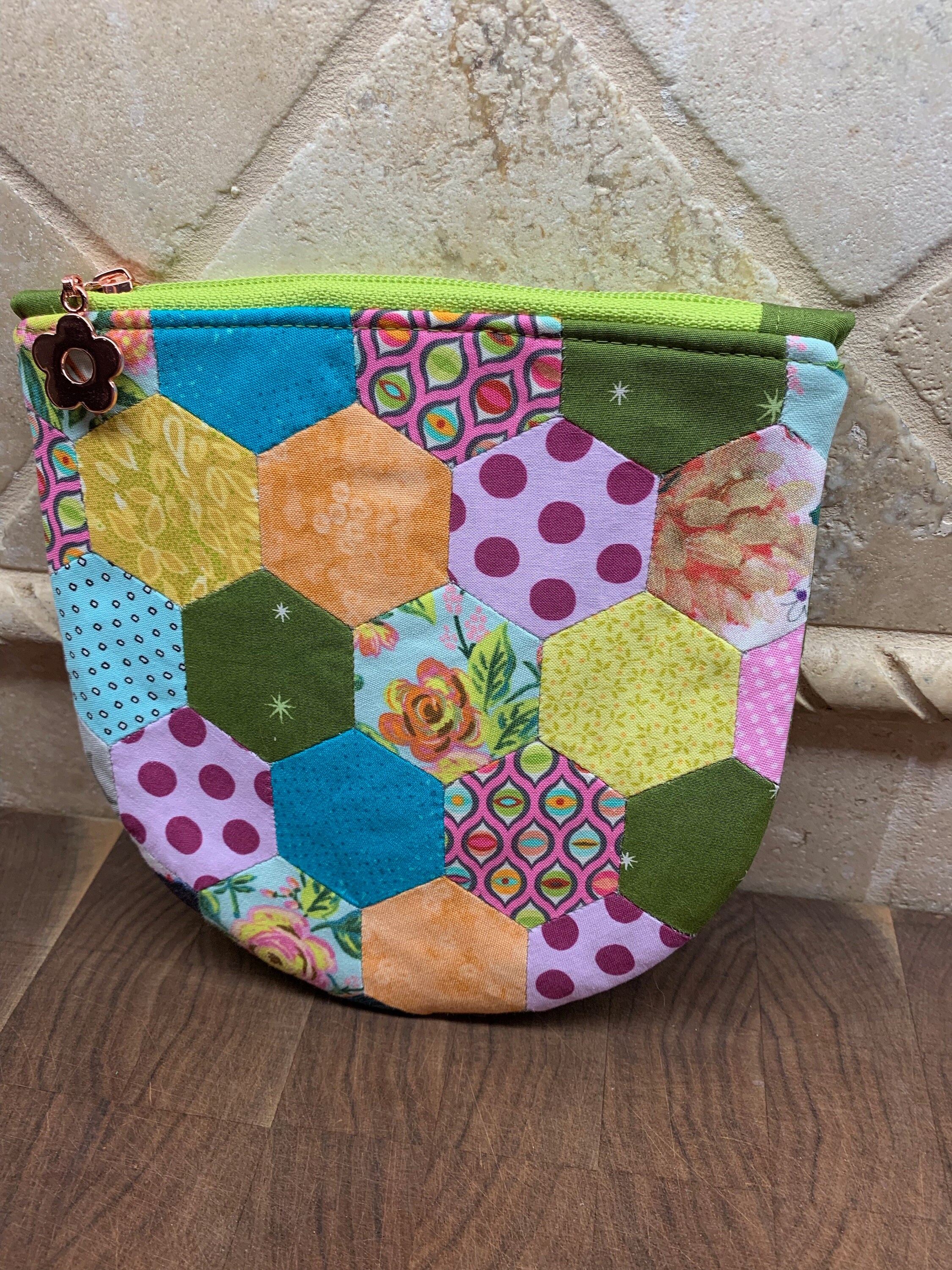 hexagon zipper pouch