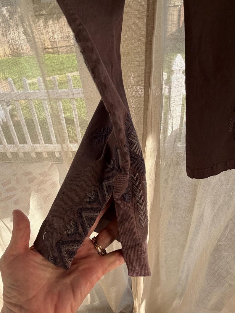 NWOT. Johnny Was Embroidered Staight Leg Brown Pants Sz Small image 8