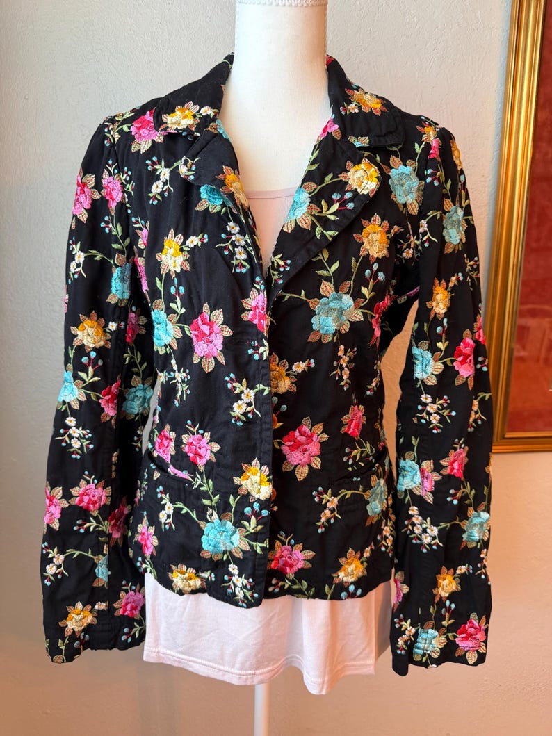 GORGEOUS Johnny Was Floral Embroidered Button Jacket Black SZ S Long Sleeve image 17