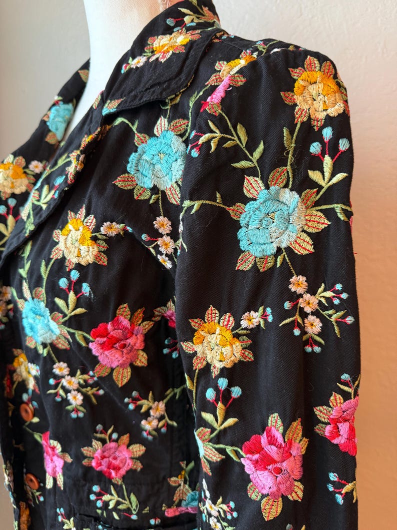 GORGEOUS Johnny Was Floral Embroidered Button Jacket Black SZ S Long Sleeve image 18