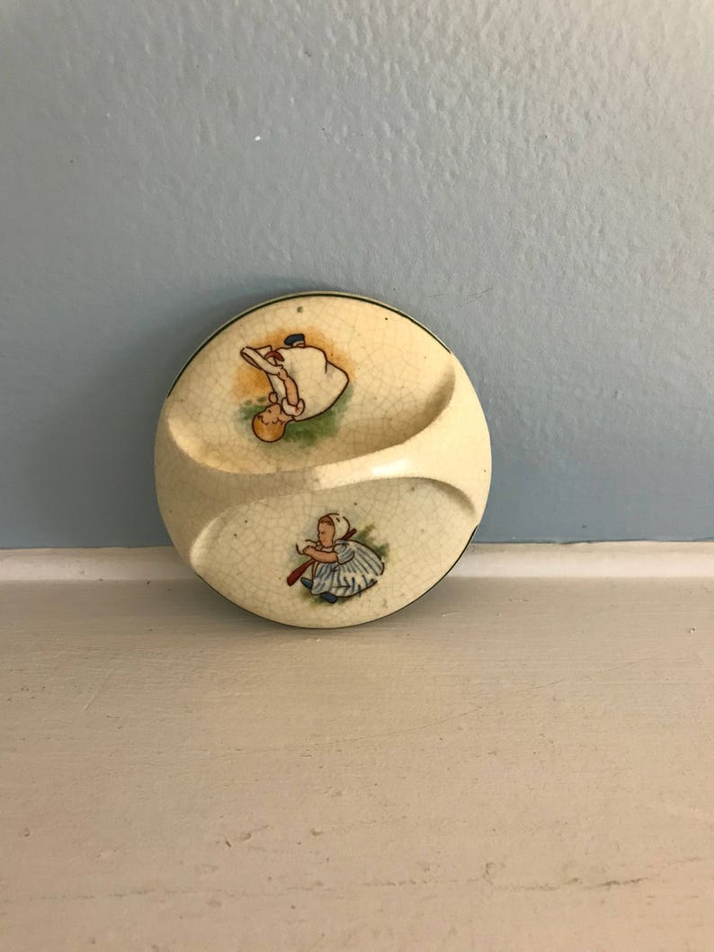 Roseville Baby Bunting Creamware Sugar Lid