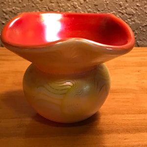 Terry Crider feathered irredentist glasswork