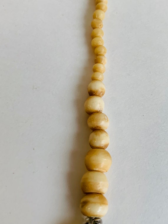 Vintage Faux Bone Beaded Necklace - image 3