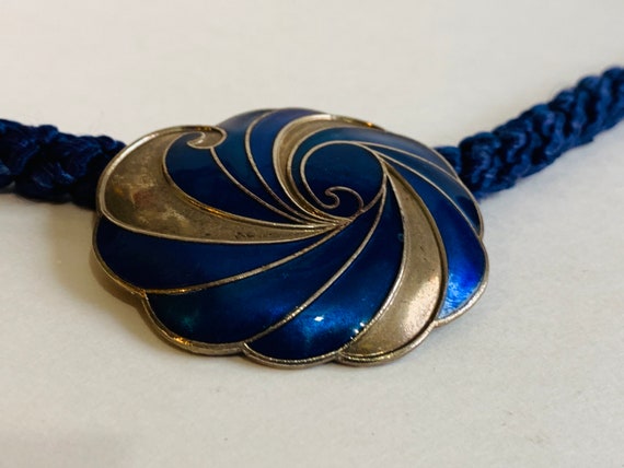 Vintage Rope Necklace with Metal and Enamel Penda… - image 1