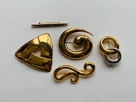 Vintage Collection of Gold Brooches - image 1
