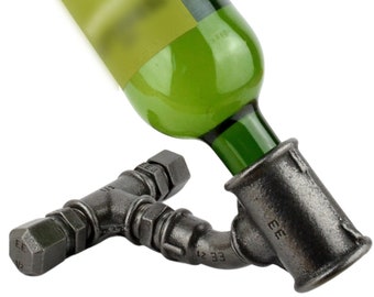 Wine bottle holder to lay industrial style in plumbing