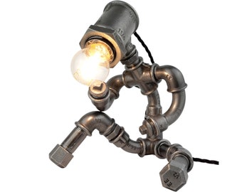 Le Poseur - Vintage Industrial-Style Lamp