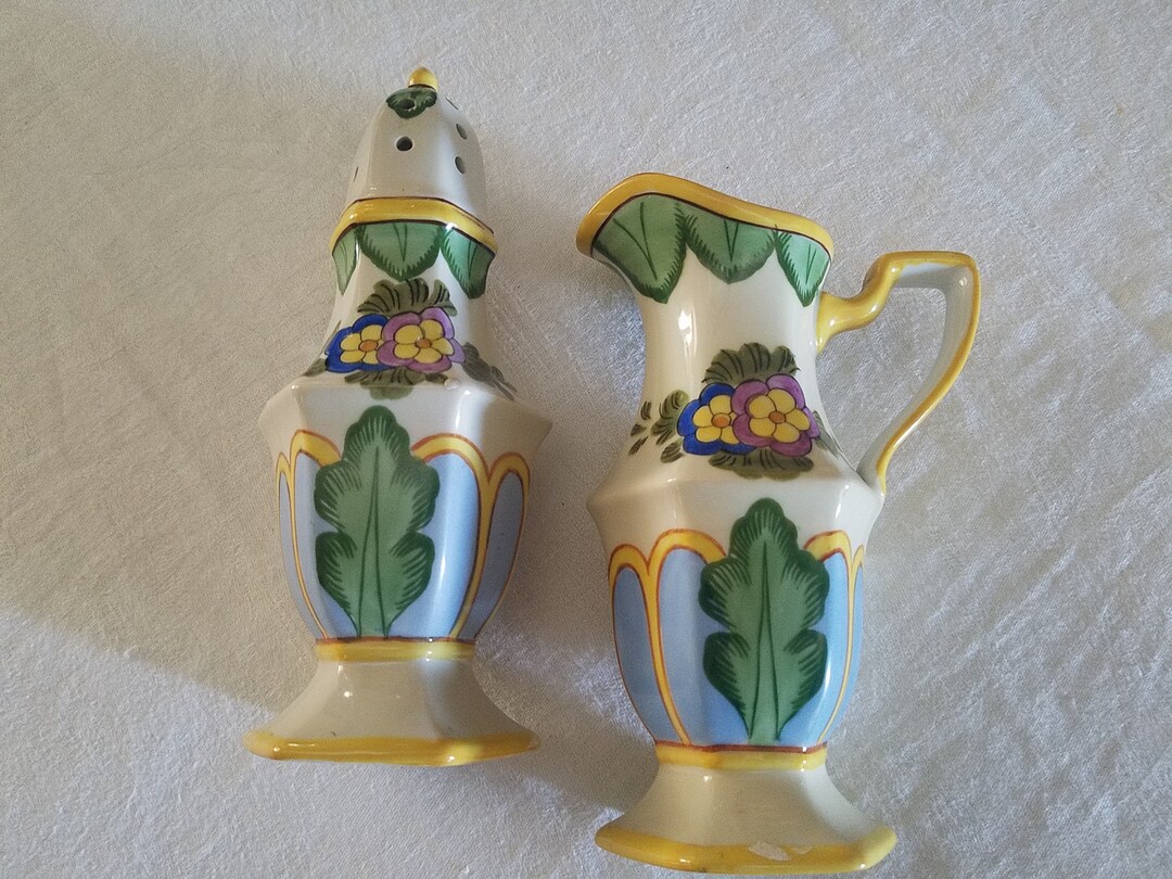 Noritake Breakfast Set Powdered Sugar Shaker and Syrup Pitcher Five and Six Inches Tall Very