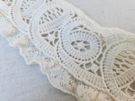 Lacey Collar - White Needle-Lace-Type with Dainty… - image 7