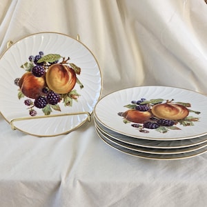 Dessert/Salad Plates - Set of 5 - Beautiful Peaches w/Berries on White China with Gold Edge - Bavaria (Germany) - Excellent Vint. Condition