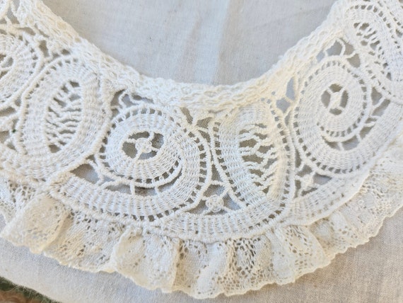 Lacey Collar - White Needle-Lace-Type with Dainty… - image 6