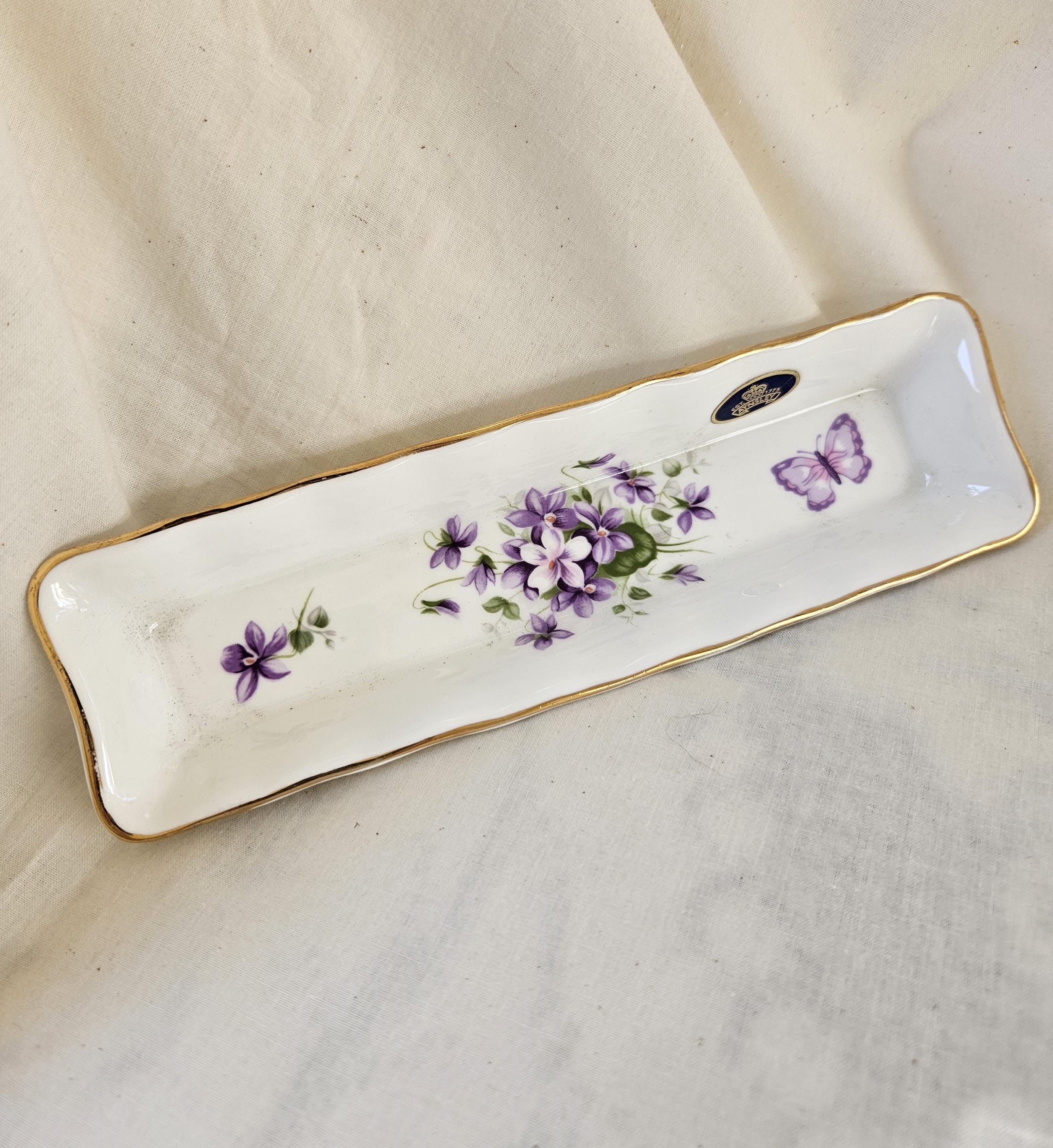 AYNSLEY English violet  陶器 Aynsley Teacup and Saucer, Violet Teacup, English Bone China