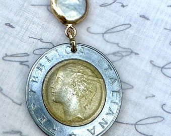 1996 Italy 500 Lire Coin Necklace Pendant. Choose from 3 Settings