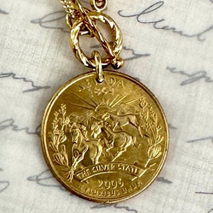 2006 Nevada State Quarter muntketting hanger. 24-karaats gouden plaatmunt.  Kies uit 2 opties: