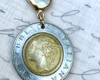 1987 Italy 500 Lire Coin Necklace Pendant. Choose from 3 Settings