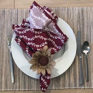 Large Cloth Napkins, Classic Cloth Napkins, Great Housewarming Gift!  Everyday Napkins...perfect for any home!