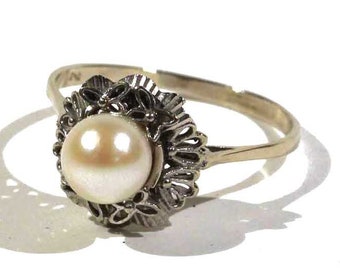 Vintage 18k White Gold Antique Natural Pearl Bridesmaid Wedding Engagement Gold Ring - GLD