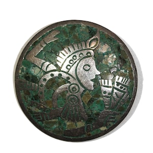Vintage Crushed Stone Bi Metal Brass And Sterling Ethnic Mayan God Mexico Sterling Silver Domed Circle Round Green Turquoise Pin
