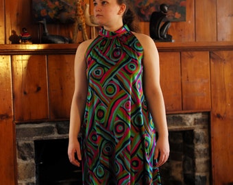 Vintage 1970s Saks 5th Avenue Mod Retro psychedelic Christian Dior? floral Twiggy Warhol Peacock Multi Color Rainbow Abstract Dress