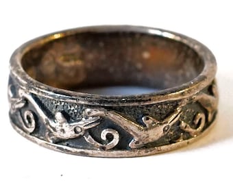 Vintage Linked Dolphin Flipper Tail Swimming Nautical Maritime Ocean Porpoise Mammal Sonar Echolocation Sterling Silver Ring
