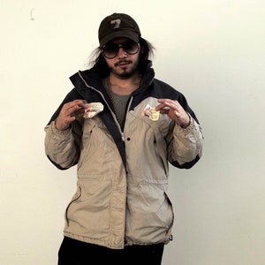 Vintage Y2K Early 2000s Columbia Sportswear Company Muted Grey Beige Brown Zip Up Windbreaker Winter Jacket No Hood
