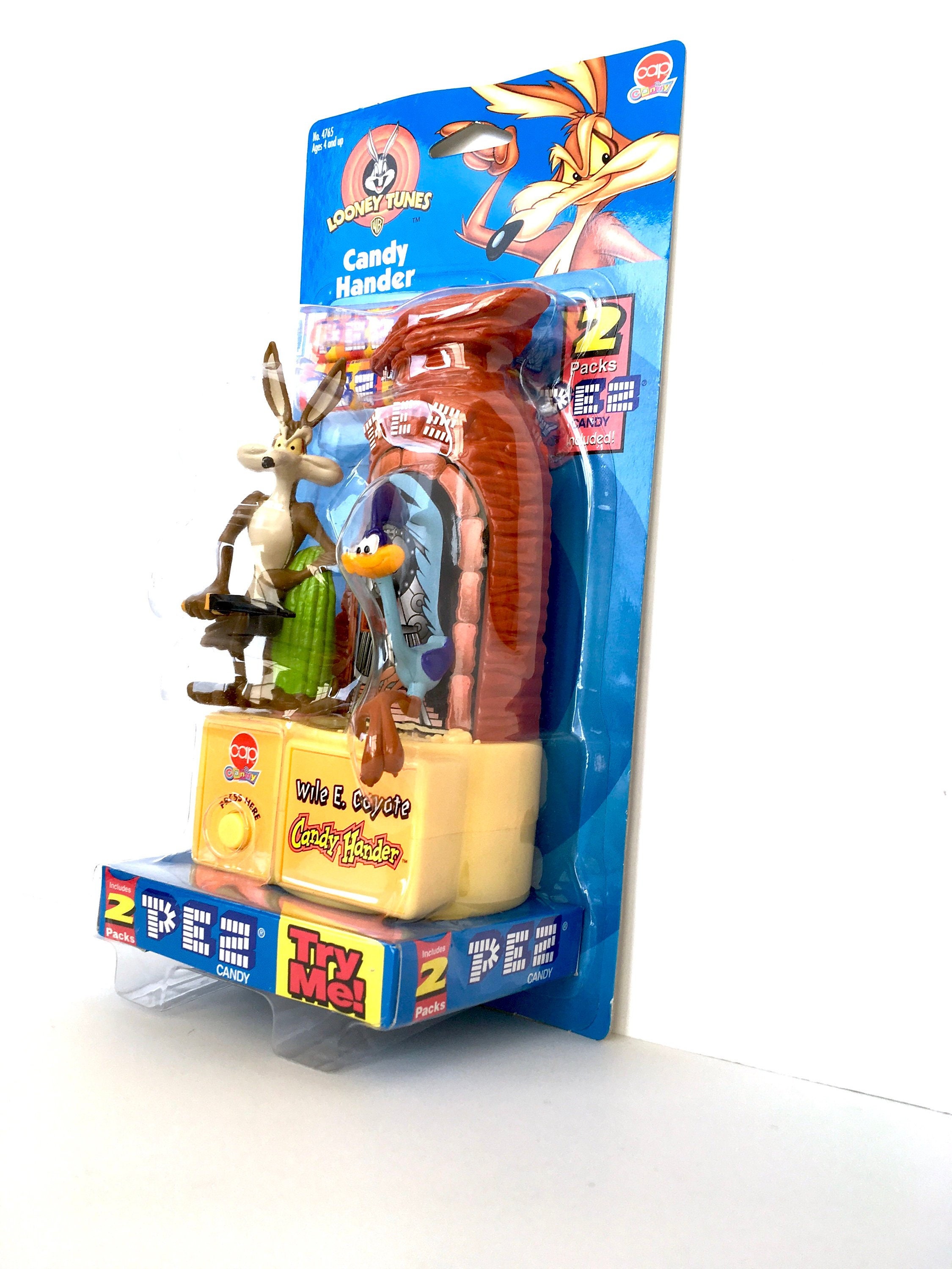 PEZ Wile E Coyote キャラクター s-l400.jpg