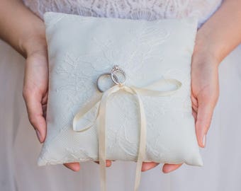 Ivory French Chantilly Lace Ring Pillow -  Handmade in the USA, Ring Bearer Pillow, Ring Pillow, Ring Boy