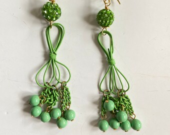old school figure 8 earrings