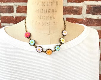 Lenora Dame Daisy Pop Necklace (Available as set)