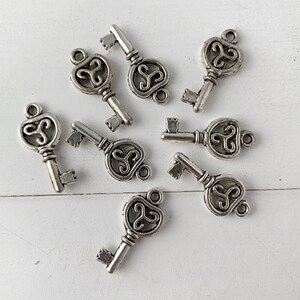 Silver Skeleton Key Charms - Jewelry Making, 20 pcs (22mm x 10mm)