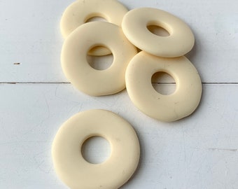 Cream Resin Craft Rings - 40mm, Jewelry Making, Macrame (20pcs)