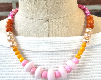 Lenora Dame Color Block Necklace in Pink