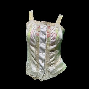 Vintage 1960er Ärmelloses Button Up Camisole French Made 50s Lingerie Front Lacy Weißes Korsett Leichtes, schieres Sammlerstück Renaissance Nylon