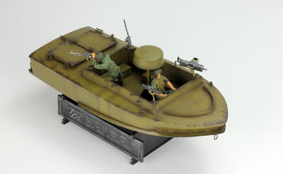 1/35 LSSC SEALボートモデル：ベトナム戦争、クルー付き手作り - Etsy 日本