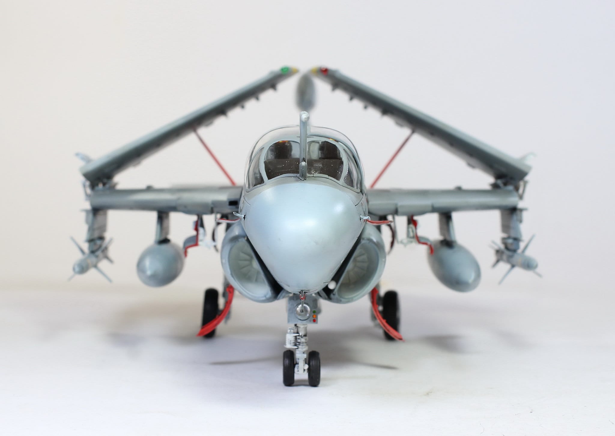 戦闘機プラモデル完成品1/48EA-6Bプラウラー アメリカ海軍 EA-6B プラウラー 1:48 (プロの職人による組み立てと塗装