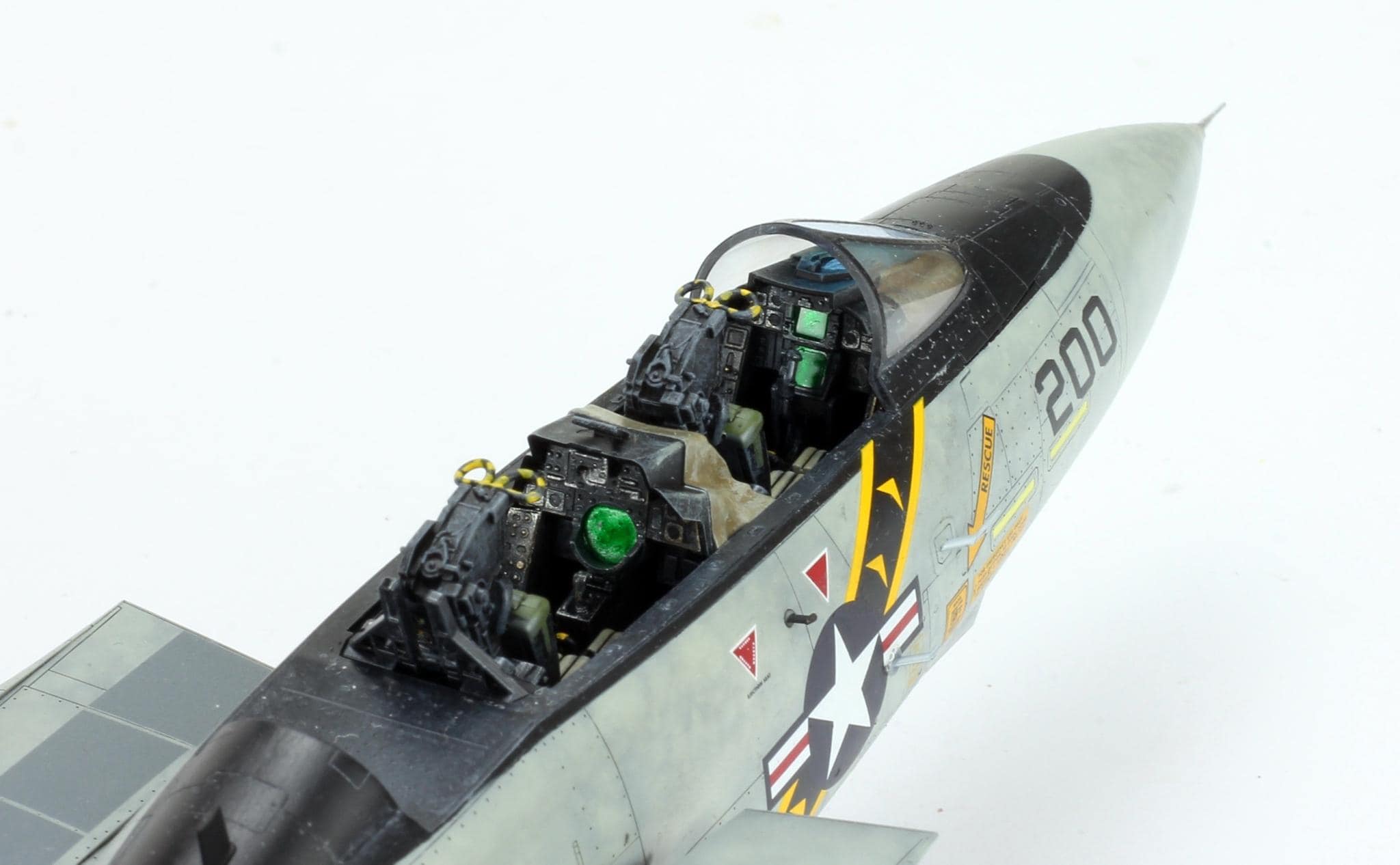 Probuilt 1:48 F-14A Tomcat “jolly Roger” US Navy Fighter