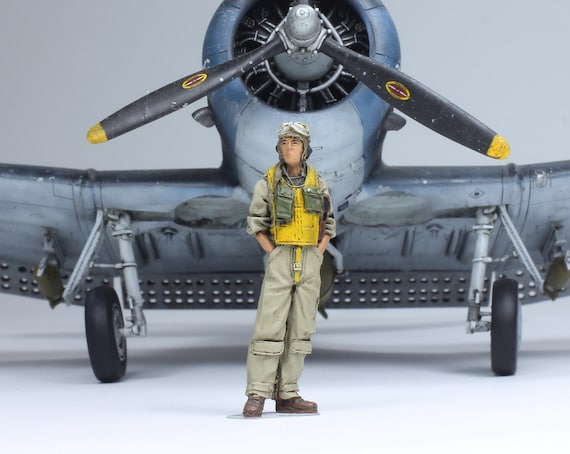 塗装済みフィギュア アメリカ海軍パイロット WWII 1:48 (プロの技術で