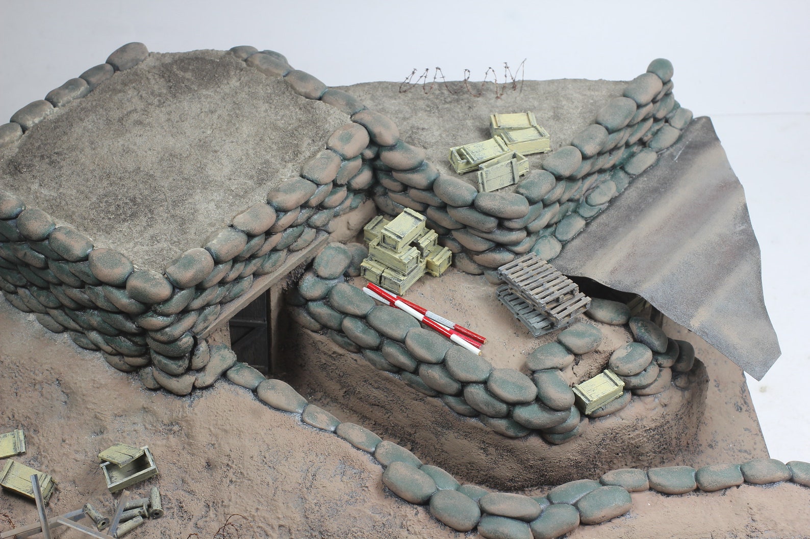 Preorder Built Diorama Khe Sanh Base 1968, Vietnam War Diorama 135