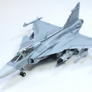 Pro Built Saab JAS 39 A Gripen Model: 1/48 Scale Aircraft