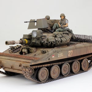 M551 Sheridan /w 03 Crews Vietnam war 1:35 (Built and painted by Professional skills)