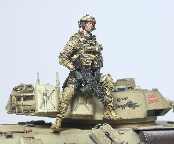 1/35 戦車モデル 迷彩塗装 フィギュア付き 塗装済みフィギュア US 特殊部隊ライダー マルチカム迷彩 1:35