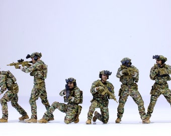 Pro-Painted US Navy SEAL Team: 1/35 Scale Military Figures