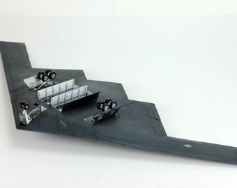 1/72 U.S.A.F. B-2A スピリット ステルス爆撃機 Amazon | 1/72 アメリカ空軍 B-2Aスピリット ステルス爆撃機