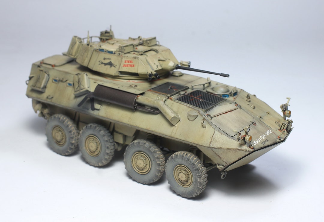 トランペッター 1/35 米海兵隊 LAV-25 ピラニア プラモデル o7r6kf1 Amazon | トランペッター 1/35 米海兵隊 LAV-25 ピラニア