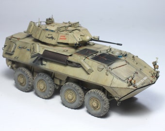 Pro Built USMC LAV-25 Piranha Gulf War 1:35 (construit et peint par des professionnels)