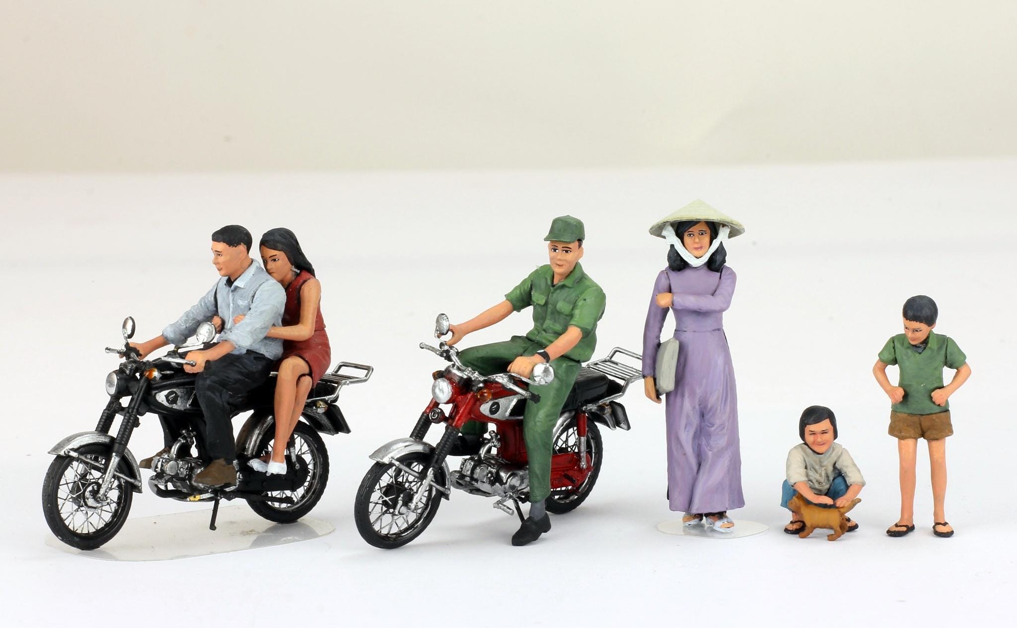 特撮 Japanese Vintage Misc Goods Mixed Lot Preorder Pro-painted 1/35 – 1960s–70s Southern Vietnamese